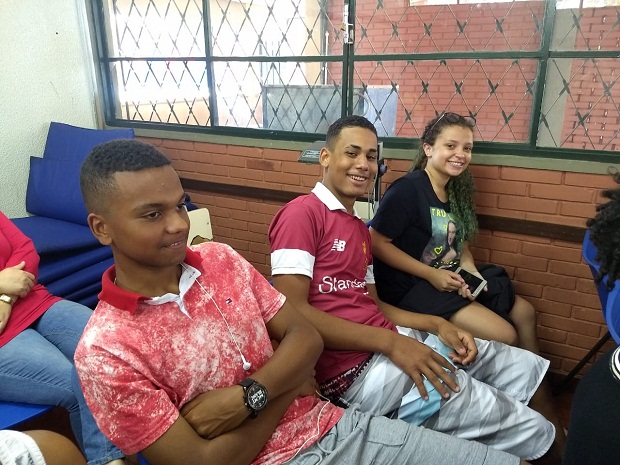 Laura Micaele participou de grupo de discussão sobre o novo ensino médio, etapa de ensino que ela vai iniciar no próximo ano. Foto; Andréa Hespanha (ACS/SEE)